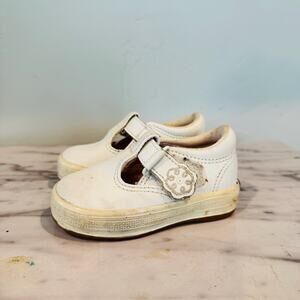 Keds White Slip On Shoes With Adjustable Strap Toddler Girls Size 4